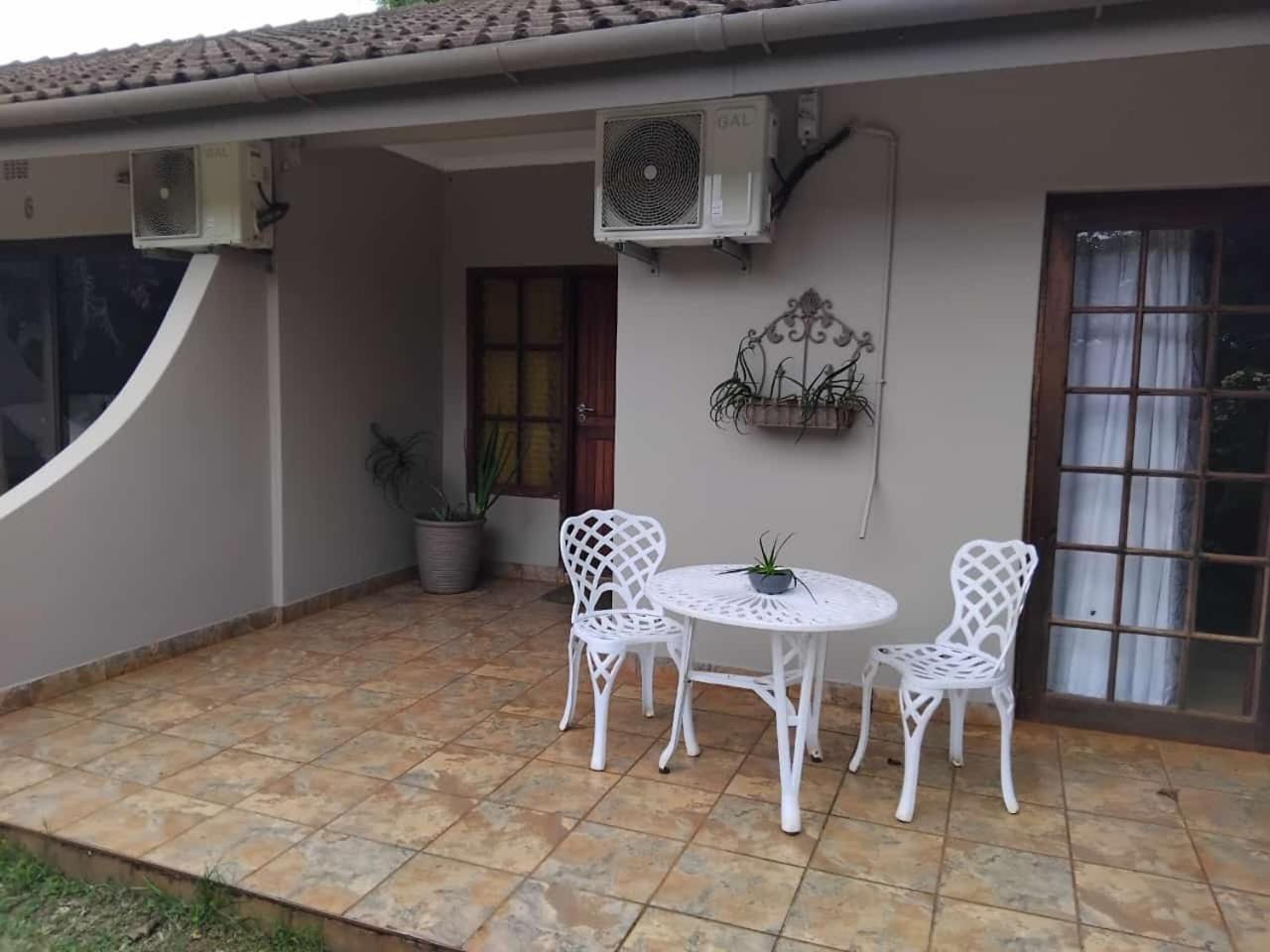 Hotel Country Rose à Hluhluwe Extérieur photo